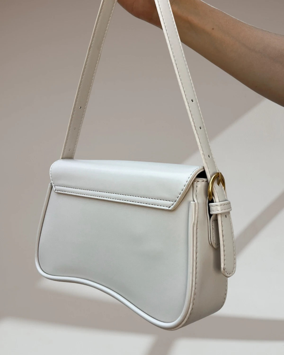 Sac en Cuir Végétalien Style Baguette - Femme - Fiora