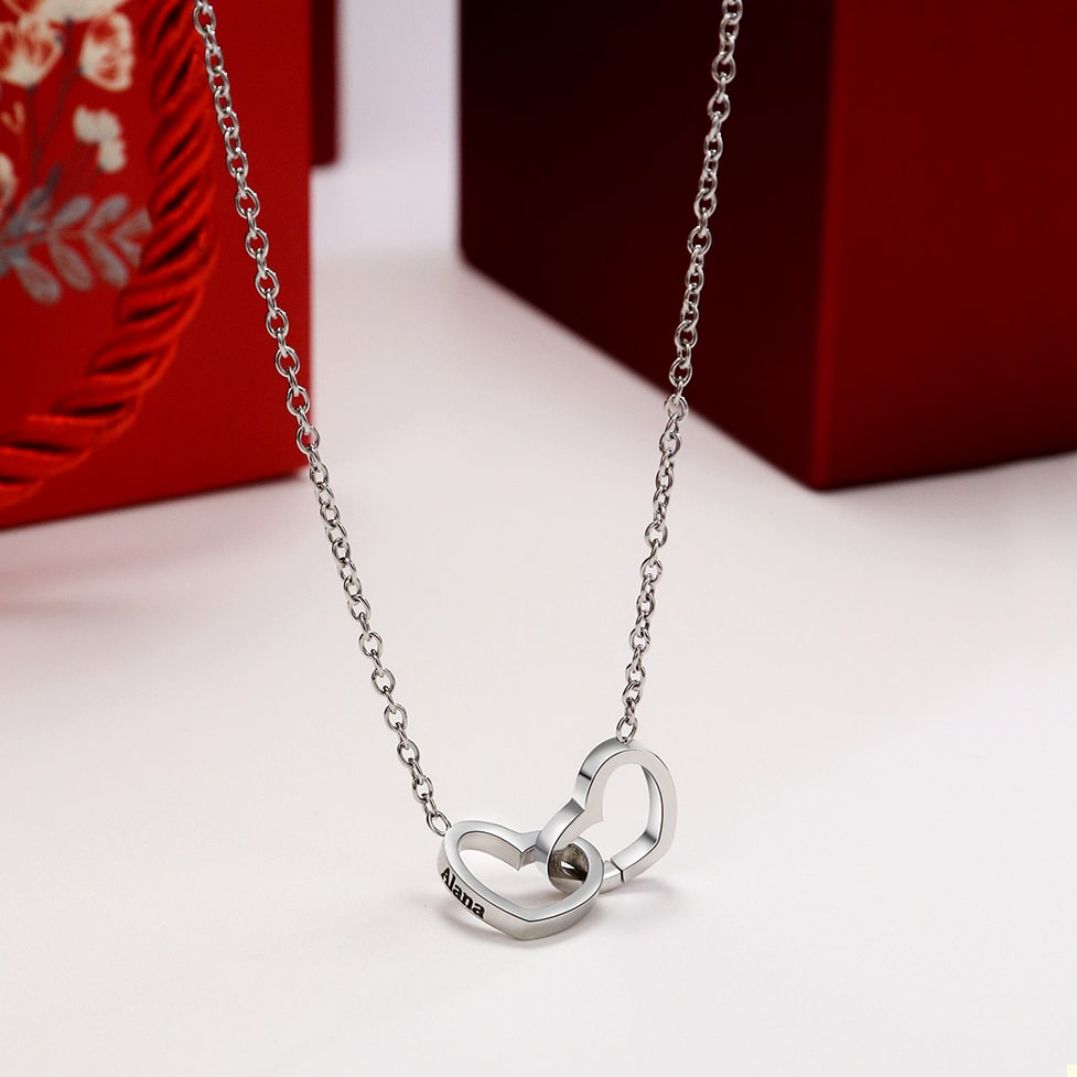 Collier personnalisé avec cœurs entrelacés – Éternelle®