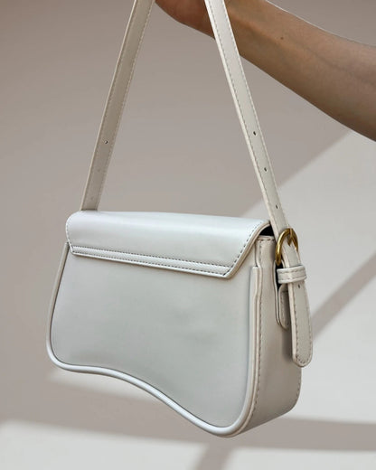 Sac en Cuir Végétalien Style Baguette - Femme - Fiora