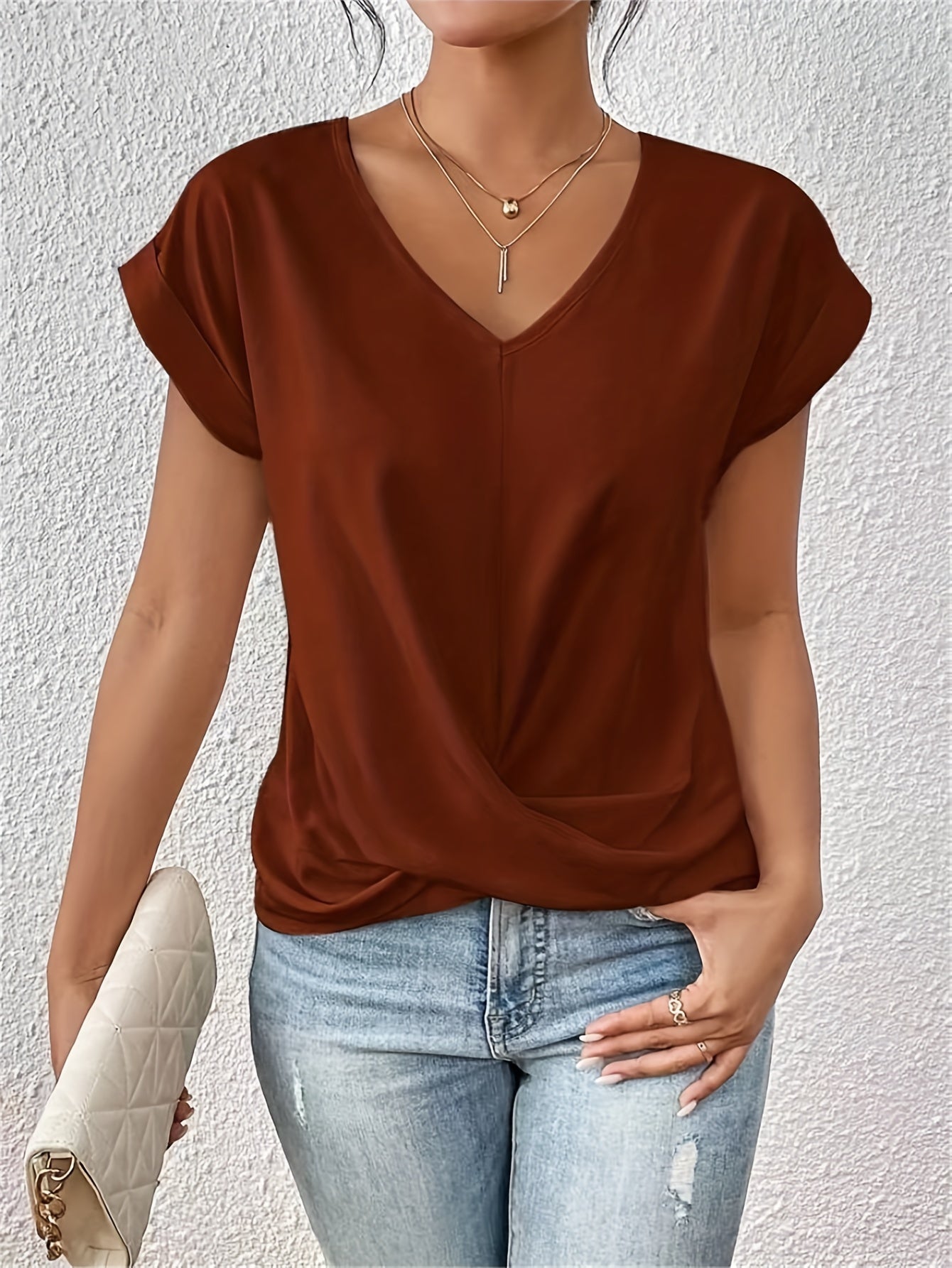 Lumière- T-shirt décontracté avec décolleté en cœur