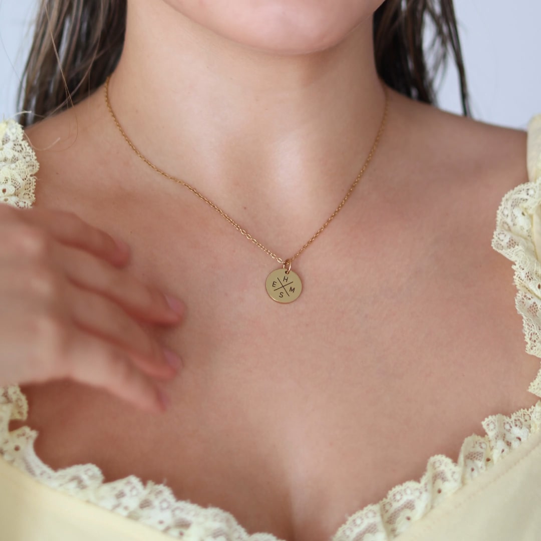 Collier personnalisé avec initiales gravées – Lignée®