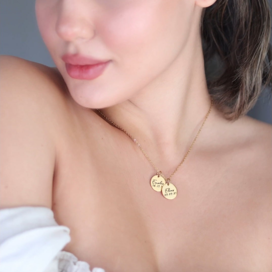 Collier personnalisé à médailles – Liora®